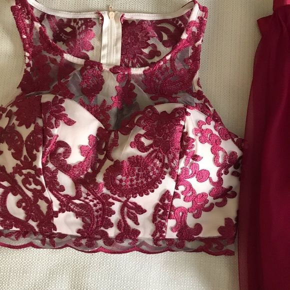 2 Piece Dress Set - Picture 2 of 5